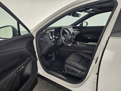 Used 2024 Lexus RX 350 FWD w/ Technology Package image 20