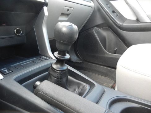 Used 2015 Subaru Forester 2.5i Premium image 40