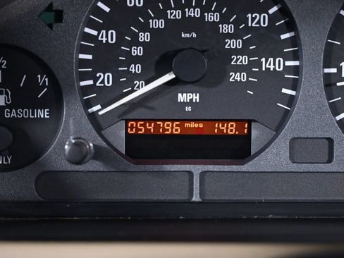 Used 1996 BMW Z3 1.9 RWD image 16