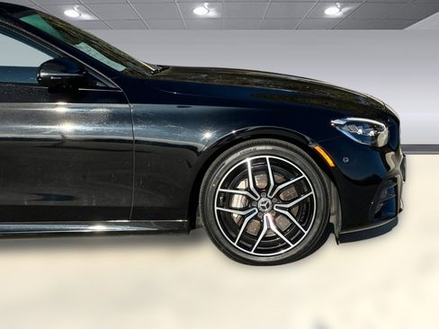 Used 2022 Mercedes-Benz E 350 Sedan image 22