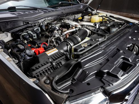 Used 2022 Ford F350 Lariat w/ Lariat Ultimate Package image 40