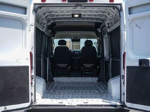Used 2025 RAM ProMaster 2500 w/ Convenience Group FWD image 23