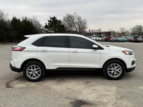 Used 2024 Ford Edge SEL w/ Convenience Package image 8