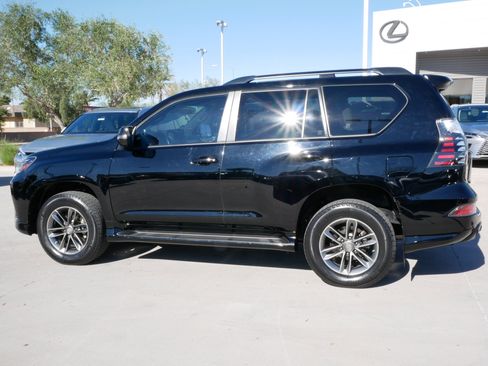 Certified 2023 Lexus GX 460 image 5