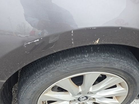 Used 2019 Toyota Camry LE w/ Phone Cable & Charge Package image 5