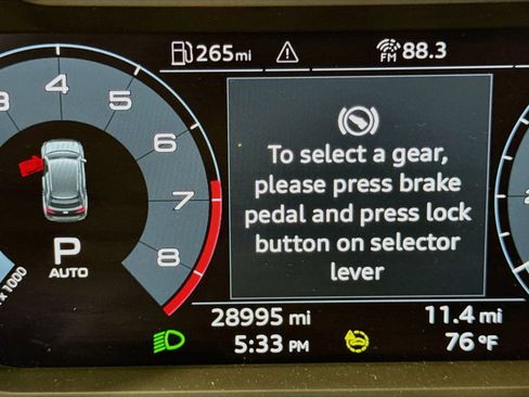 Certified 2022 Audi Q3 2.0T Premium Plus w/ Premium Plus Package AWD/4WD image 14