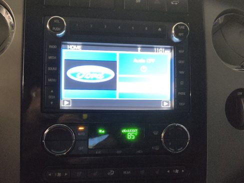 Used 2014 Ford Expedition Limited w/ Equipment Group 301A RWD image 25
