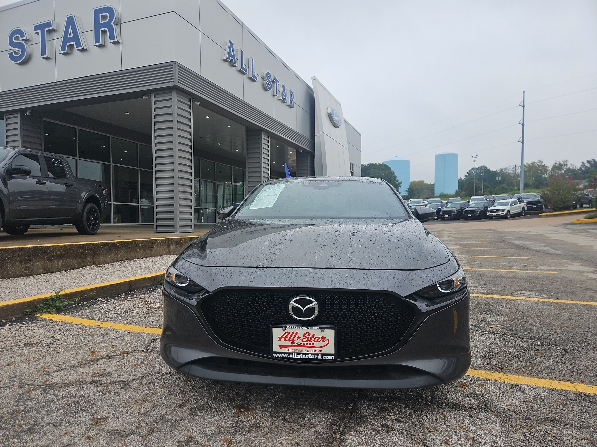 Used 2019 MAZDA MAZDA3 AWD Hatchback w/ Preferred Pkg image 2