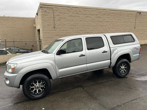 Used 2006 Toyota Tacoma 4x4 Double Cab image 8