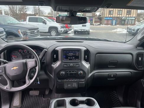 Used 2020 Chevrolet Silverado 1500 Custom w/ Custom Value Package AWD/4WD image 10
