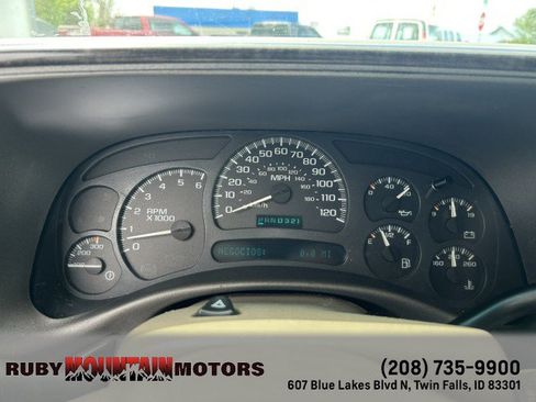 Used 2004 GMC Yukon Denali AWD/4WD image 10