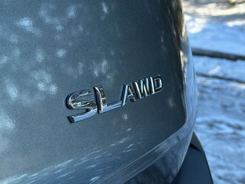 Certified 2023 Nissan Rogue SL w/ SL Premium Package image 9