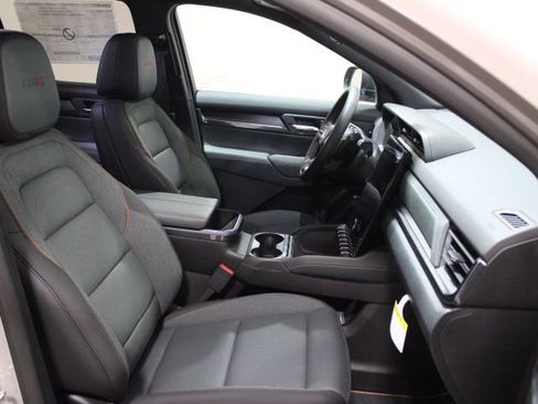 New 2026 GMC Terrain AT4 AWD/4WD image 23