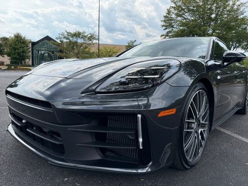 New 2025 Porsche Panamera 4 image 13