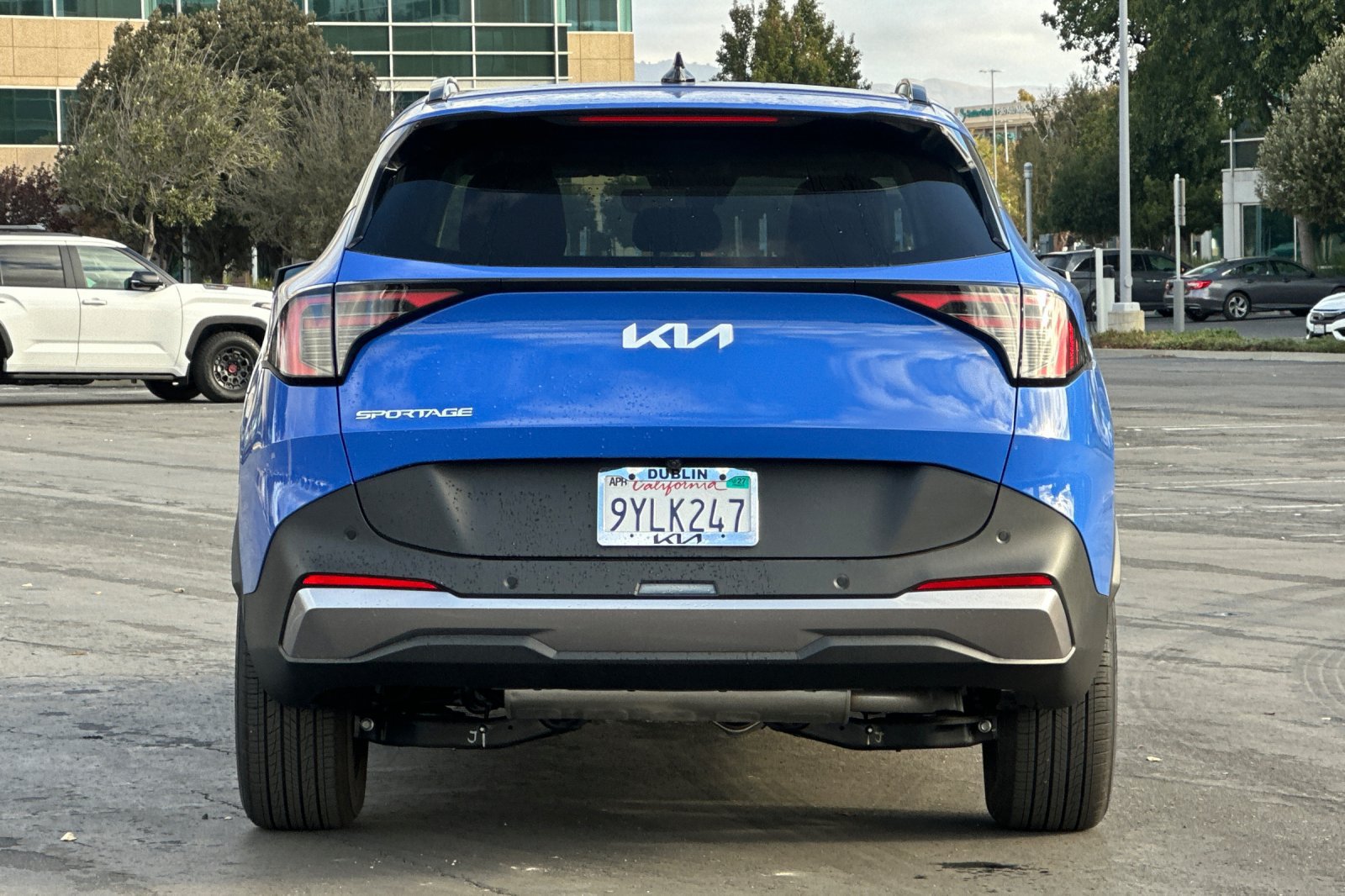 Certified 2026 Kia Sportage EX w/ EX Panorama Roof Package FWD image 5