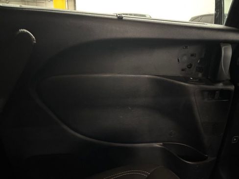 Used 2019 Chrysler Pacifica Touring Plus w/ S Appearance Package image 16