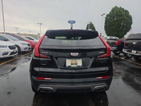 Used 2020 Cadillac XT4 Premium Luxury w/ Driver Awareness Package AWD/4WD image 6