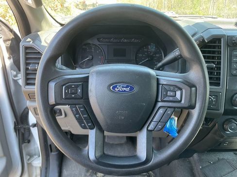 Used 2022 Ford F350 XL w/ Power Equipment Group AWD/4WD image 15