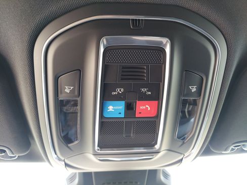 New 2026 Jeep Cherokee Laredo image 30