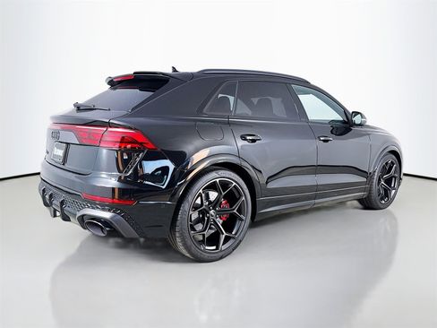 New 2026 Audi RS Q8 performance image 7