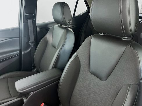 Used 2025 Buick Encore GX Preferred FWD image 21