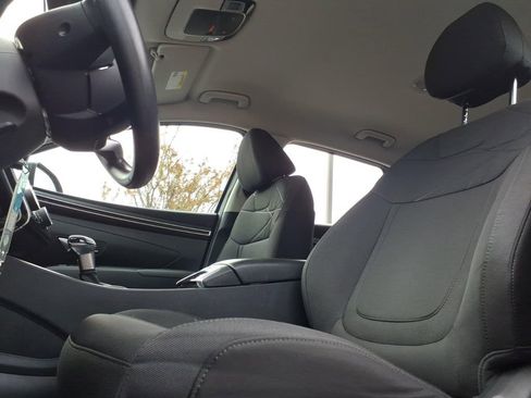 Certified 2023 Hyundai Tucson SE image 23