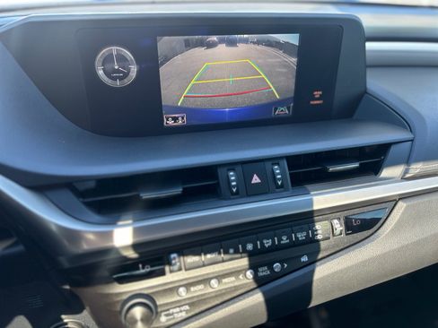 Used 2019 Lexus ES 350 F Sport w/ Accessory Package 2 FWD image 21