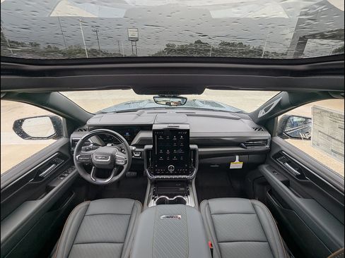 New 2026 GMC Yukon AT4 w/ AT4 Premium Plus Package AWD/4WD image 20