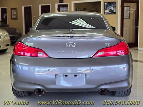Used 2013 INFINITI G37 Convertible w/ Premium Pkg RWD image 9