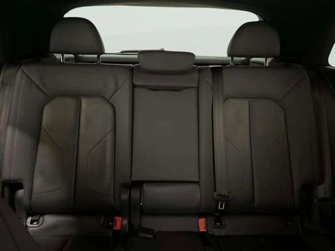 Used 2020 Audi Q3 2.0T Premium w/ Convenience Package image 64