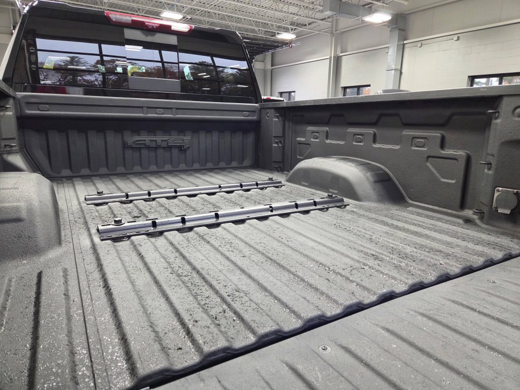 Used 2023 GMC Sierra 2500 AT4 w/ AT4 Premium Plus Package AWD/4WD image 13