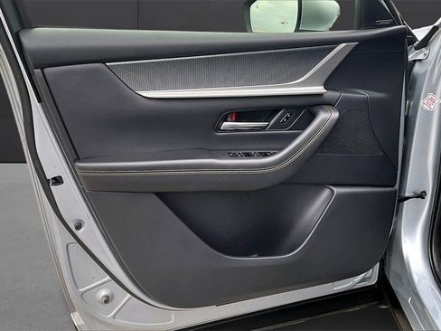 Certified 2025 MAZDA CX-90 3.3 Turbo w/ Premium Plus Pkg image 14