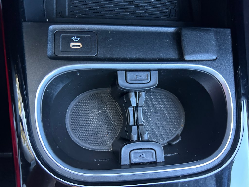 Used 2025 Mercedes-Benz CLA 250 image 34