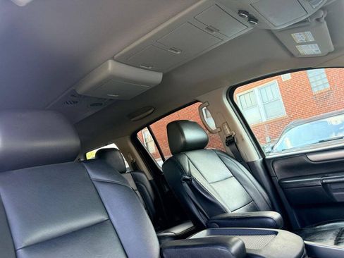 Used 2012 Nissan Armada SV AWD/4WD image 29
