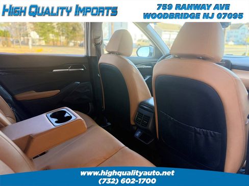 Used 2024 Kia Seltos SX image 40