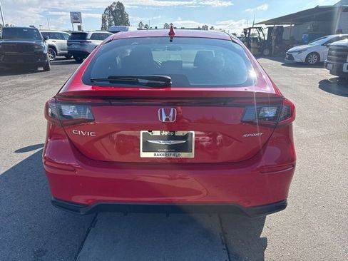 Used 2022 Honda Civic Sport image 4