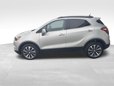 Used 2022 Buick Encore Preferred w/ Safety Package image 2