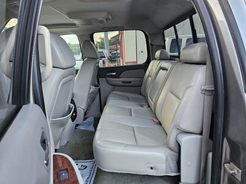 Used 2008 Chevrolet Silverado 1500 LTZ w/ Safety Package AWD/4WD image 17