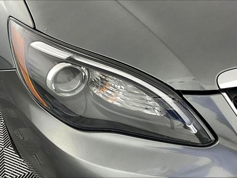 Used 2011 Chrysler 200 S FWD image 26