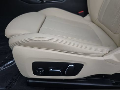 Used 2025 BMW 230i xDrive Coupe w/ Premium Package AWD/4WD image 31