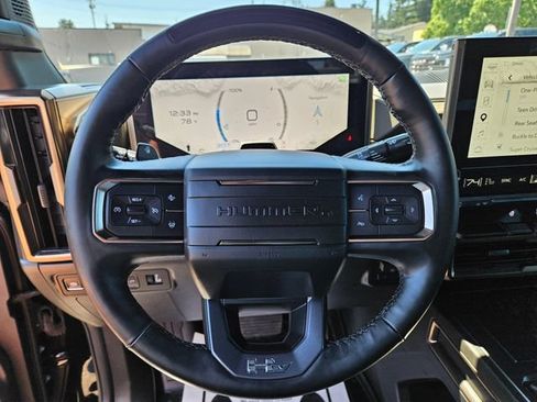 Used 2025 GMC Hummer EV 2X AWD/4WD image 29