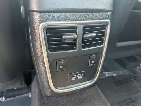 Used 2016 Dodge Charger R/T RWD image 27