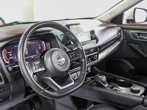 Used 2023 Nissan Rogue Platinum w/ Platinum Premium Package image 23