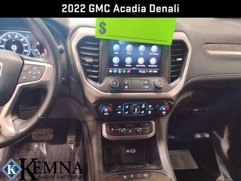 Used 2022 GMC Acadia Denali w/ Denali Ultimate Package image 18
