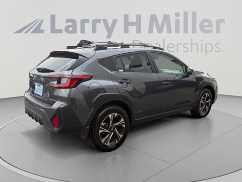 Used 2025 Subaru Crosstrek 2.5i Limited AWD/4WD image 5