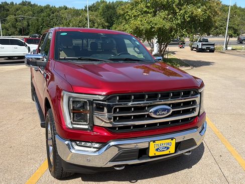Used 2023 Ford F150 Lariat w/ Equipment Group 502A High AWD/4WD image 3