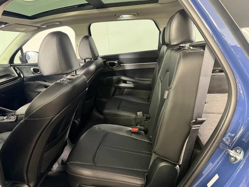 Used 2024 Kia Sorento EX w/ Panoramic Sunroof Package FWD image 25