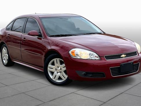 Used 2011 Chevrolet Impala LT image 2