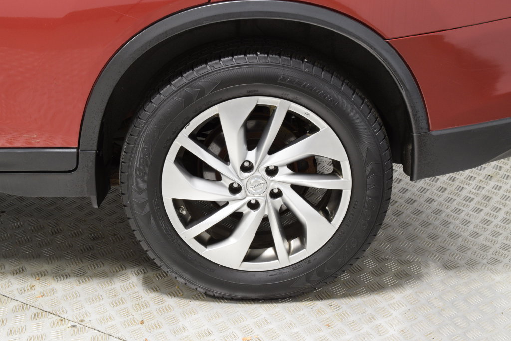 Used 2014 Nissan Rogue SL w/ SL Premium Package AWD/4WD image 36