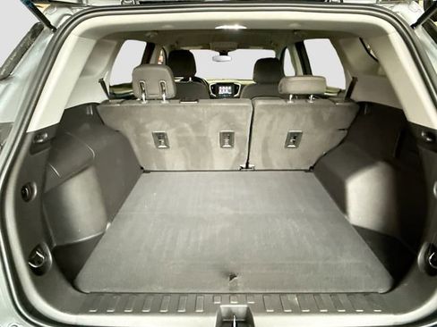 Used 2020 GMC Terrain SLE w/ Driver Convenience Package image 26